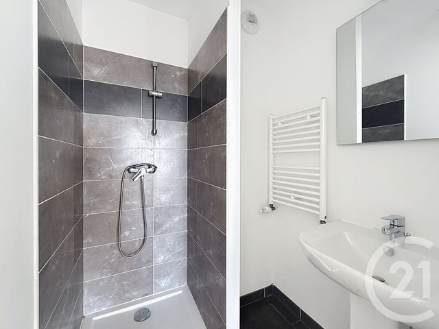 Appartement F4 à vendre - 4 pièces - 74.71 m2 - MARSEILLE - 13013 - PROVENCE-ALPES-COTE-D-AZUR - Century 21 Immo-Conseil