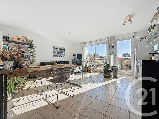 Appartement F2 à vendre - 2 pièces - 46.32 m2 - MARSEILLE - 13013 - PROVENCE-ALPES-COTE-D-AZUR - Century 21 Immo-Conseil
