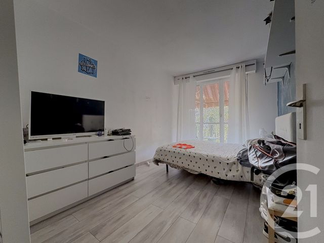 Appartement T4 à vendre - 4 pièces - 78.86 m2 - MARSEILLE - 13013 - PROVENCE-ALPES-COTE-D-AZUR - Century 21 Immo-Conseil