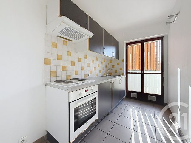 Appartement T2 à vendre - 2 pièces - 42.45 m2 - MARSEILLE - 13013 - PROVENCE-ALPES-COTE-D-AZUR - Century 21 Immo-Conseil
