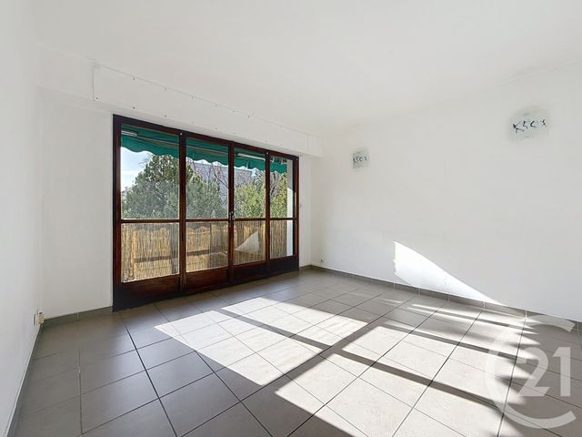 Appartement T2 à vendre - 2 pièces - 42.45 m2 - MARSEILLE - 13013 - PROVENCE-ALPES-COTE-D-AZUR - Century 21 Immo-Conseil