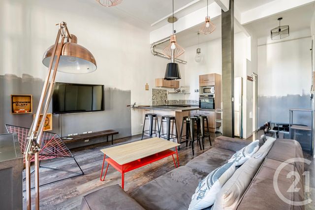 Appartement Studio à vendre - 1 pièce - 42.54 m2 - MARSEILLE - 13006 - PROVENCE-ALPES-COTE-D-AZUR - Century 21 Immo-Conseil