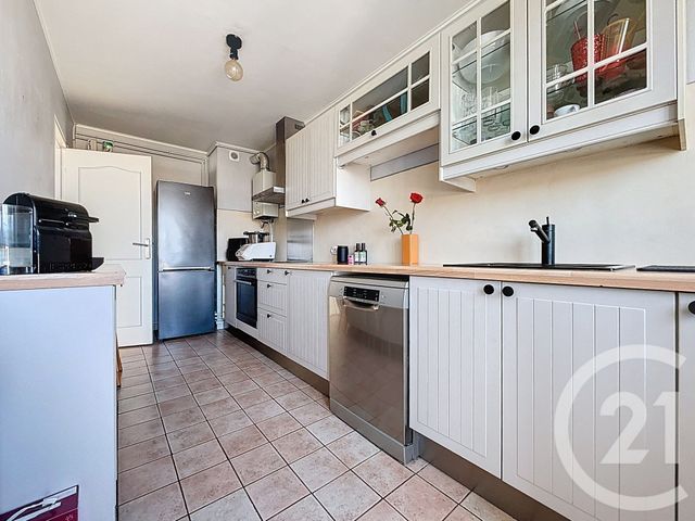 Appartement F4 à vendre - 4 pièces - 76.28 m2 - MARSEILLE - 13013 - PROVENCE-ALPES-COTE-D-AZUR - Century 21 Immo-Conseil