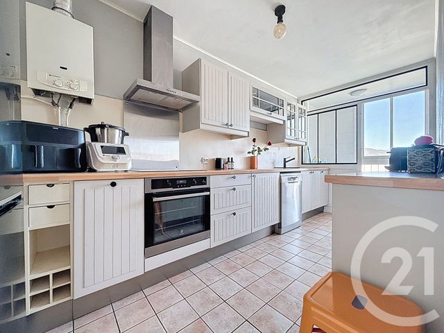 Appartement F4 à vendre - 4 pièces - 76.28 m2 - MARSEILLE - 13013 - PROVENCE-ALPES-COTE-D-AZUR - Century 21 Immo-Conseil