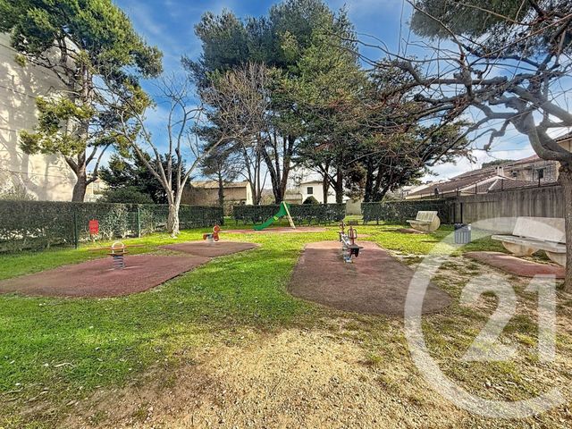 Appartement F4 à vendre - 4 pièces - 82.84 m2 - ALLAUCH - 13 - PROVENCE-ALPES-COTE-D-AZUR - Century 21 Immo-Conseil