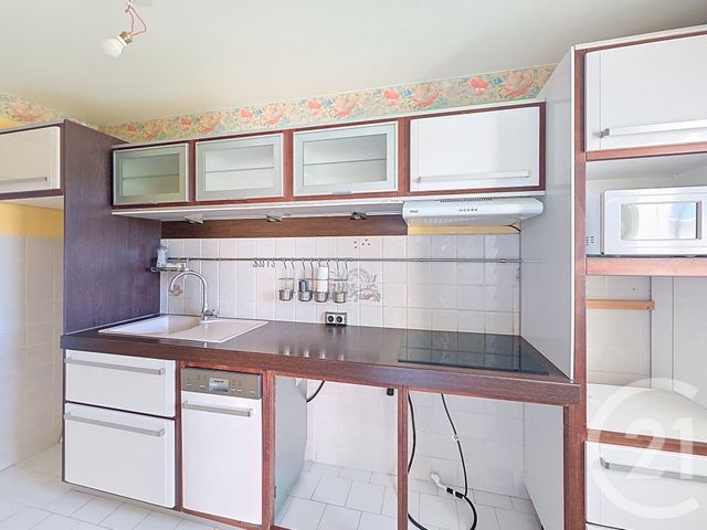 Appartement F3 à vendre - 3 pièces - 60.12 m2 - MARSEILLE - 13013 - PROVENCE-ALPES-COTE-D-AZUR - Century 21 Immo-Conseil