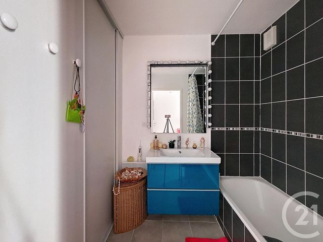 Appartement F3 à vendre - 3 pièces - 59.88 m2 - MARSEILLE - 13013 - PROVENCE-ALPES-COTE-D-AZUR - Century 21 Immo-Conseil