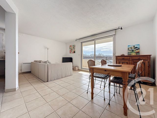 Appartement F3 à vendre - 3 pièces - 62.69 m2 - MARSEILLE - 13013 - PROVENCE-ALPES-COTE-D-AZUR - Century 21 Immo-Conseil