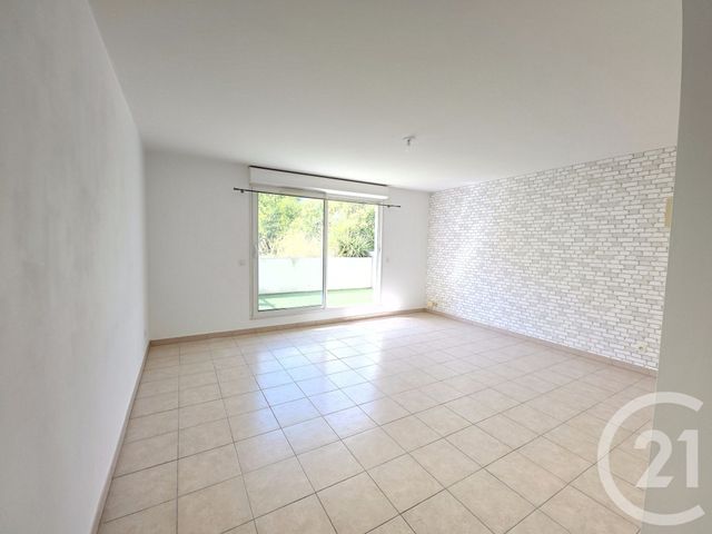 Appartement F3 à vendre - 3 pièces - 68.39 m2 - MARSEILLE - 13013 - PROVENCE-ALPES-COTE-D-AZUR - Century 21 Immo-Conseil