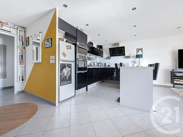 Appartement F3 à vendre - 3 pièces - 66.65 m2 - MARSEILLE - 13013 - PROVENCE-ALPES-COTE-D-AZUR - Century 21 Immo-Conseil