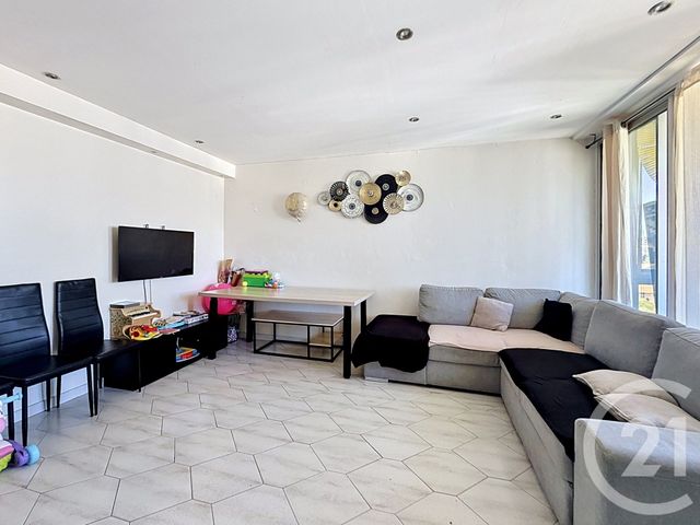 Appartement à vendre - 4 pièces - 66.29 m2 - MARSEILLE - 13013 - PROVENCE-ALPES-COTE-D-AZUR - Century 21 Immo-Conseil