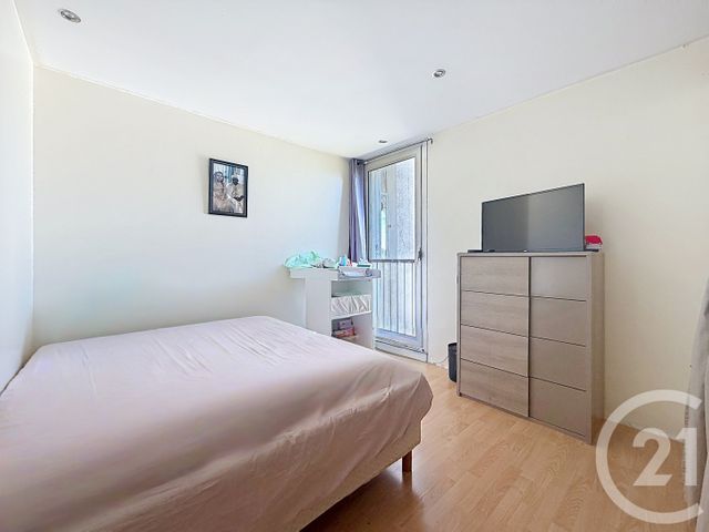 Appartement à vendre - 4 pièces - 66.29 m2 - MARSEILLE - 13013 - PROVENCE-ALPES-COTE-D-AZUR - Century 21 Immo-Conseil