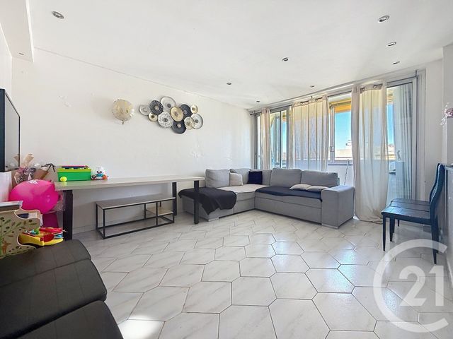 Appartement à vendre - 4 pièces - 66.29 m2 - MARSEILLE - 13013 - PROVENCE-ALPES-COTE-D-AZUR - Century 21 Immo-Conseil