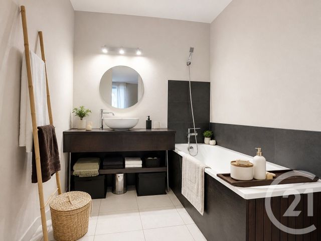 Appartement T3 à vendre - 3 pièces - 69.76 m2 - MARSEILLE - 13013 - PROVENCE-ALPES-COTE-D-AZUR - Century 21 Immo-Conseil