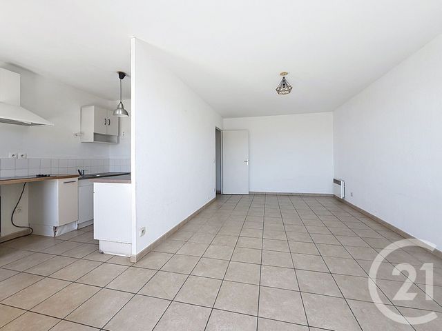 Appartement T3 à vendre - 3 pièces - 61.83 m2 - MARSEILLE - 13004 - PROVENCE-ALPES-COTE-D-AZUR - Century 21 Immo-Conseil