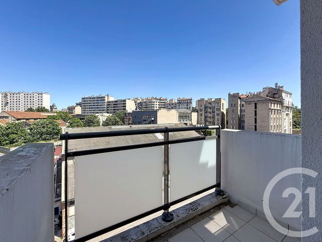 Appartement T3 à vendre - 3 pièces - 61.83 m2 - MARSEILLE - 13004 - PROVENCE-ALPES-COTE-D-AZUR - Century 21 Immo-Conseil