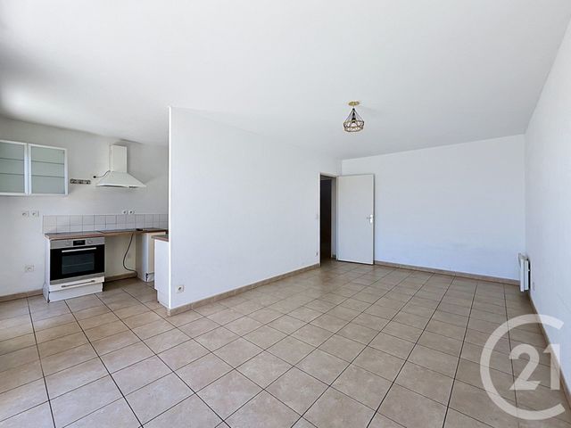Appartement T3 à vendre - 3 pièces - 61.83 m2 - MARSEILLE - 13004 - PROVENCE-ALPES-COTE-D-AZUR - Century 21 Immo-Conseil