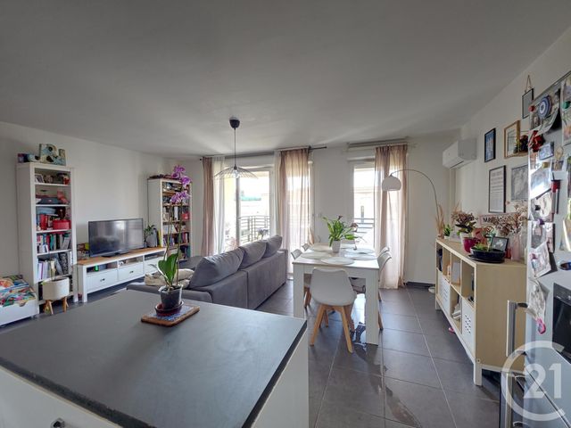 Appartement T3 à vendre - 3 pièces - 64.21 m2 - MARSEILLE - 13014 - PROVENCE-ALPES-COTE-D-AZUR - Century 21 Immo-Conseil