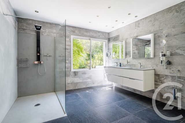 maison à vendre - 5 pièces - 251.67 m2 - MARSEILLE - 13013 - PROVENCE-ALPES-COTE-D-AZUR - Century 21 Immo-Conseil