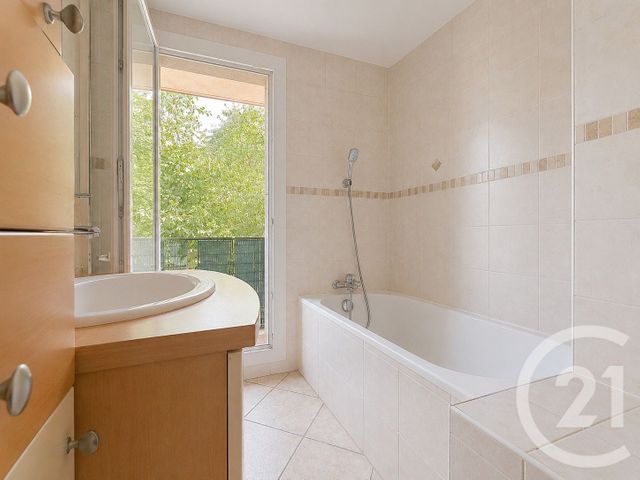 Appartement F4 à vendre - 4 pièces - 66.99 m2 - MARSEILLE - 13013 - PROVENCE-ALPES-COTE-D-AZUR - Century 21 Immo-Conseil