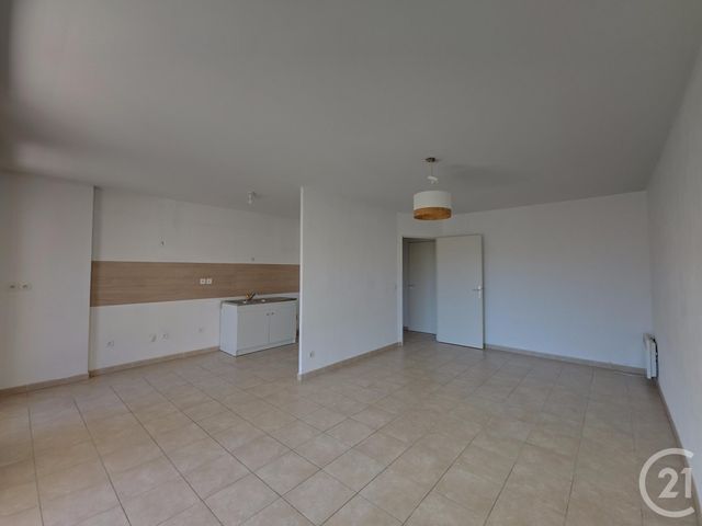 Appartement F3 à vendre - 3 pièces - 65.44 m2 - MARSEILLE - 13004 - PROVENCE-ALPES-COTE-D-AZUR - Century 21 Immo-Conseil