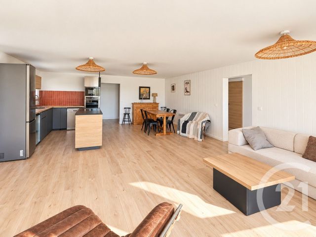 Appartement F4 à vendre - 4 pièces - 136.08 m2 - ALLAUCH - 13 - PROVENCE-ALPES-COTE-D-AZUR - Century 21 Immo-Conseil
