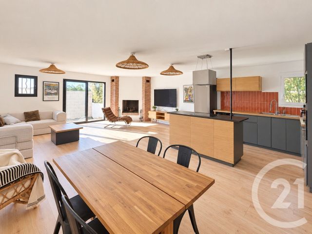 Appartement F4 à vendre - 4 pièces - 136.08 m2 - ALLAUCH - 13 - PROVENCE-ALPES-COTE-D-AZUR - Century 21 Immo-Conseil