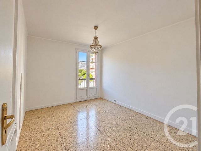 Appartement F3 bis à vendre - 4 pièces - 73.0 m2 - MARSEILLE - 13013 - PROVENCE-ALPES-COTE-D-AZUR - Century 21 Immo-Conseil