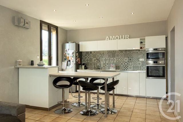 Afficher la photo en grand Appartement F3 à vendre - 3 pièces - 67.01 m2 - MARSEILLE - 13014 - PROVENCE-ALPES-COTE-D-AZUR - Century 21 Immo-Conseil