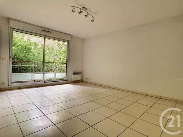 Afficher la photo en grand Appartement F2 à vendre - 2 pièces - 36.67 m2 - MARSEILLE - 13014 - PROVENCE-ALPES-COTE-D-AZUR - Century 21 Immo-Conseil