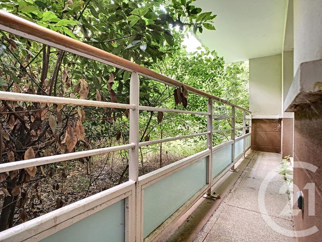 Afficher la photo en grand Appartement F2 à vendre - 2 pièces - 36.67 m2 - MARSEILLE - 13014 - PROVENCE-ALPES-COTE-D-AZUR - Century 21 Immo-Conseil