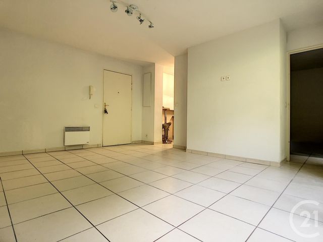 Afficher la photo en grand Appartement F2 à vendre - 2 pièces - 36.67 m2 - MARSEILLE - 13014 - PROVENCE-ALPES-COTE-D-AZUR - Century 21 Immo-Conseil