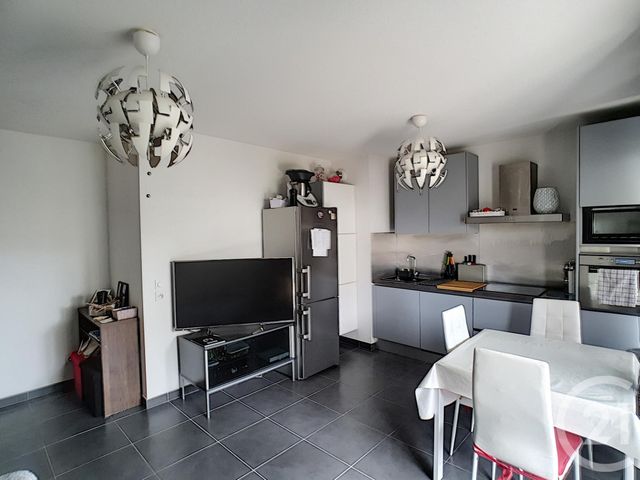 Afficher la photo en grand Appartement F3 à vendre - 3 pièces - 56.21 m2 - MARSEILLE - 13013 - PROVENCE-ALPES-COTE-D-AZUR - Century 21 Immo-Conseil