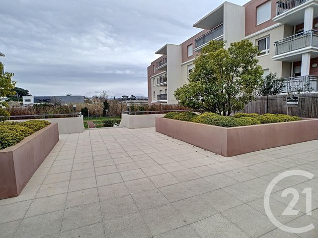 Afficher la photo en grand Appartement F3 à vendre - 3 pièces - 56.21 m2 - MARSEILLE - 13013 - PROVENCE-ALPES-COTE-D-AZUR - Century 21 Immo-Conseil