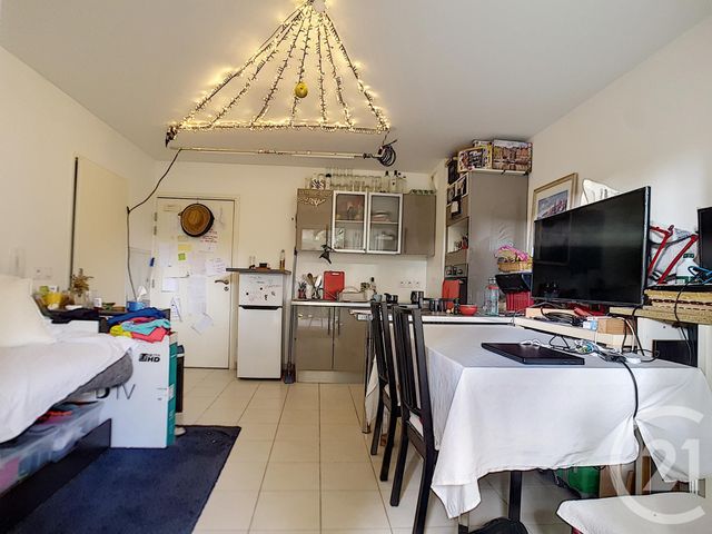 Afficher la photo en grand Appartement F2 à vendre - 2 pièces - 35.82 m2 - MARSEILLE - 13013 - PROVENCE-ALPES-COTE-D-AZUR - Century 21 Immo-Conseil