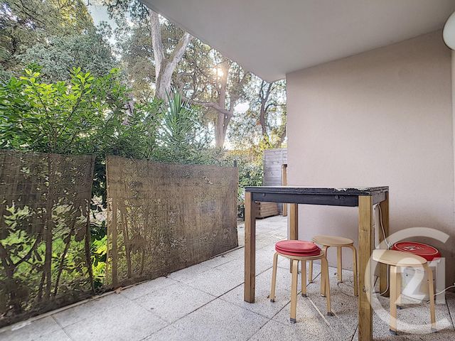 Afficher la photo en grand Appartement F2 à vendre - 2 pièces - 35.82 m2 - MARSEILLE - 13013 - PROVENCE-ALPES-COTE-D-AZUR - Century 21 Immo-Conseil