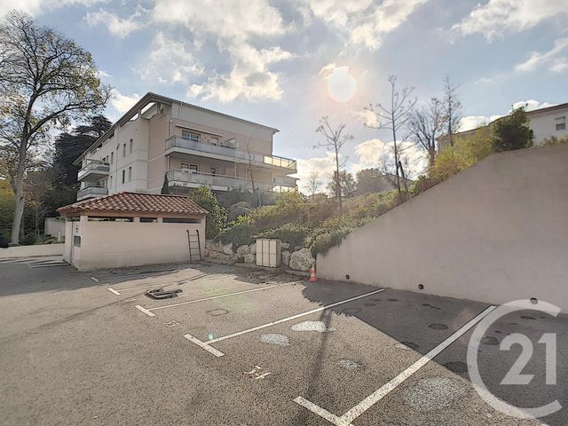 Afficher la photo en grand Appartement F2 à vendre - 2 pièces - 35.82 m2 - MARSEILLE - 13013 - PROVENCE-ALPES-COTE-D-AZUR - Century 21 Immo-Conseil