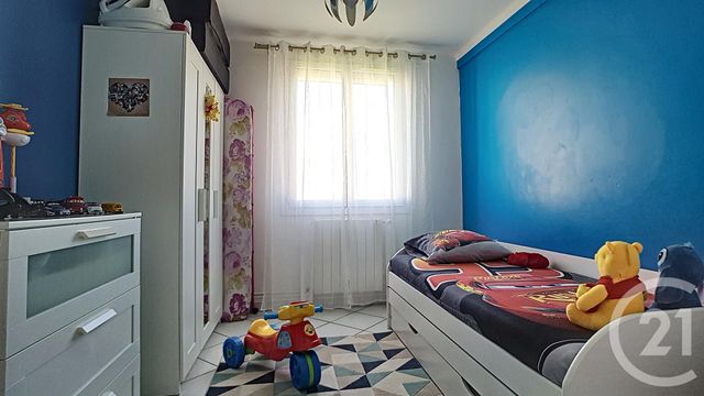 Afficher la photo en grand Appartement T3 à vendre - 3 pièces - 52.13 m2 - MARSEILLE - 13014 - PROVENCE-ALPES-COTE-D-AZUR - Century 21 Immo-Conseil