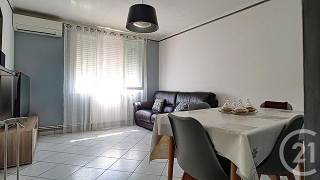 Afficher la photo en grand Appartement T3 à vendre - 3 pièces - 52.13 m2 - MARSEILLE - 13014 - PROVENCE-ALPES-COTE-D-AZUR - Century 21 Immo-Conseil