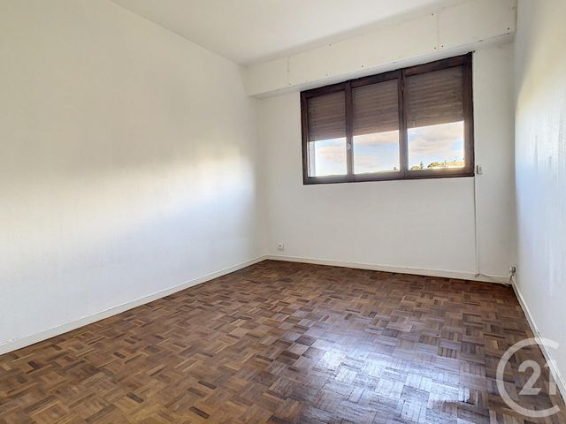 Afficher la photo en grand Appartement F2 à vendre - 2 pièces - 41.65 m2 - MARSEILLE - 13013 - PROVENCE-ALPES-COTE-D-AZUR - Century 21 Immo-Conseil