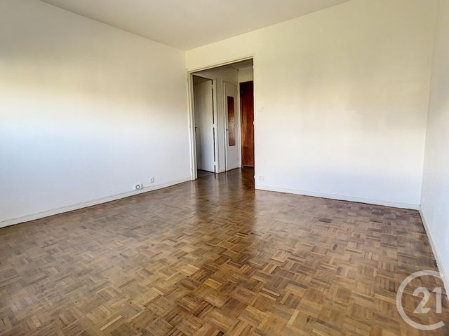 Afficher la photo en grand Appartement F2 à vendre - 2 pièces - 41.65 m2 - MARSEILLE - 13013 - PROVENCE-ALPES-COTE-D-AZUR - Century 21 Immo-Conseil