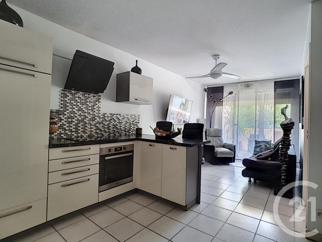 Appartement F2 à vendre - 2 pièces - 36.87 m2 - MARSEILLE - 13013 - PROVENCE-ALPES-COTE-D-AZUR - Century 21 Immo-Conseil Appartement F2 à vendre - 2 pièces - 36.87 m2 - MARSEILLE - 13013 - PROVENCE-ALPES-COTE-D-AZUR - Century 21 Immo-Conseil