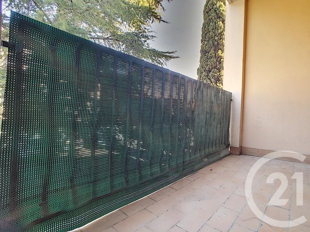 Afficher la photo en grand Appartement T3 à vendre - 3 pièces - 64.95 m2 - MARSEILLE - 13013 - PROVENCE-ALPES-COTE-D-AZUR - Century 21 Immo-Conseil