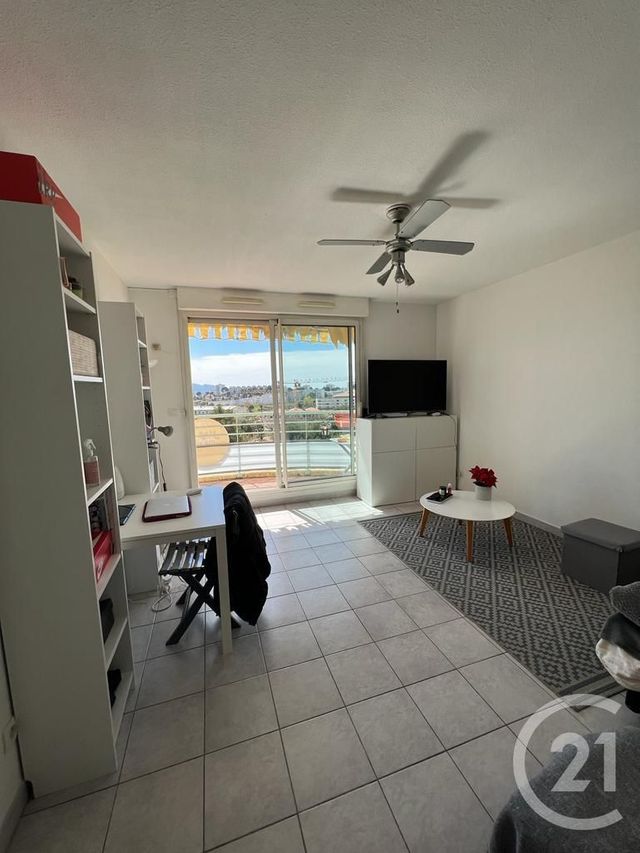 Appartement F2 à vendre - 2 pièces - 34.32 m2 - MARSEILLE - 13013 - PROVENCE-ALPES-COTE-D-AZUR - Century 21 Immo-Conseil