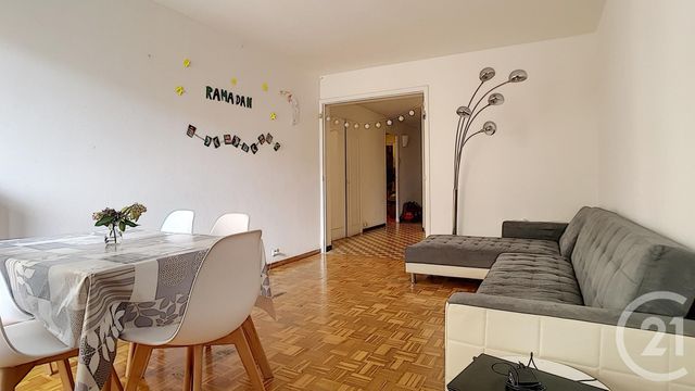 Afficher la photo en grand Appartement F2 à vendre - 2 pièces - 48.89 m2 - MARSEILLE - 13013 - PROVENCE-ALPES-COTE-D-AZUR - Century 21 Immo-Conseil