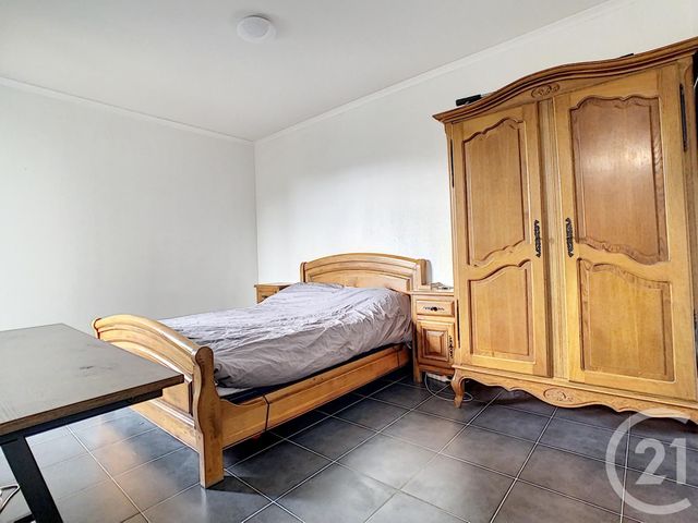 Afficher la photo en grand Appartement F2 à vendre - 2 pièces - 44.23 m2 - MARSEILLE - 13013 - PROVENCE-ALPES-COTE-D-AZUR - Century 21 Immo-Conseil