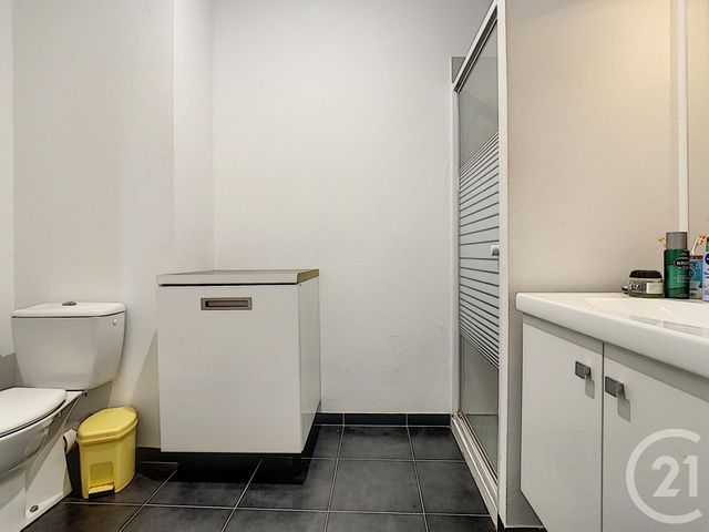Afficher la photo en grand Appartement F2 à vendre - 2 pièces - 44.23 m2 - MARSEILLE - 13013 - PROVENCE-ALPES-COTE-D-AZUR - Century 21 Immo-Conseil
