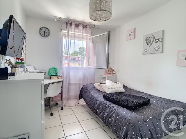 Afficher la photo en grand Appartement F3 à vendre - 3 pièces - 56.8 m2 - MARSEILLE - 13014 - PROVENCE-ALPES-COTE-D-AZUR - Century 21 Immo-Conseil