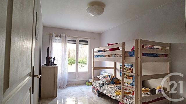 Appartement F3 à vendre - 3 pièces - 76.77 m2 - MARSEILLE - 13005 - PROVENCE-ALPES-COTE-D-AZUR - Century 21 Immo-Conseil Appartement F3 à vendre - 3 pièces - 76.77 m2 - MARSEILLE - 13005 - PROVENCE-ALPES-COTE-D-AZUR - Century 21 Immo-Conseil