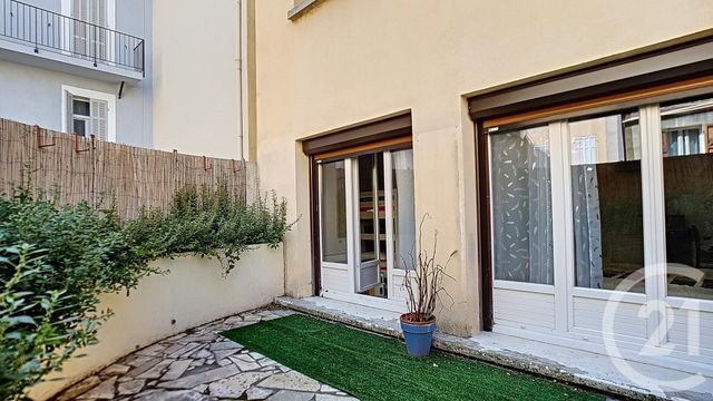 Appartement F3 à vendre - 3 pièces - 76.77 m2 - MARSEILLE - 13005 - PROVENCE-ALPES-COTE-D-AZUR - Century 21 Immo-Conseil Appartement F3 à vendre - 3 pièces - 76.77 m2 - MARSEILLE - 13005 - PROVENCE-ALPES-COTE-D-AZUR - Century 21 Immo-Conseil
